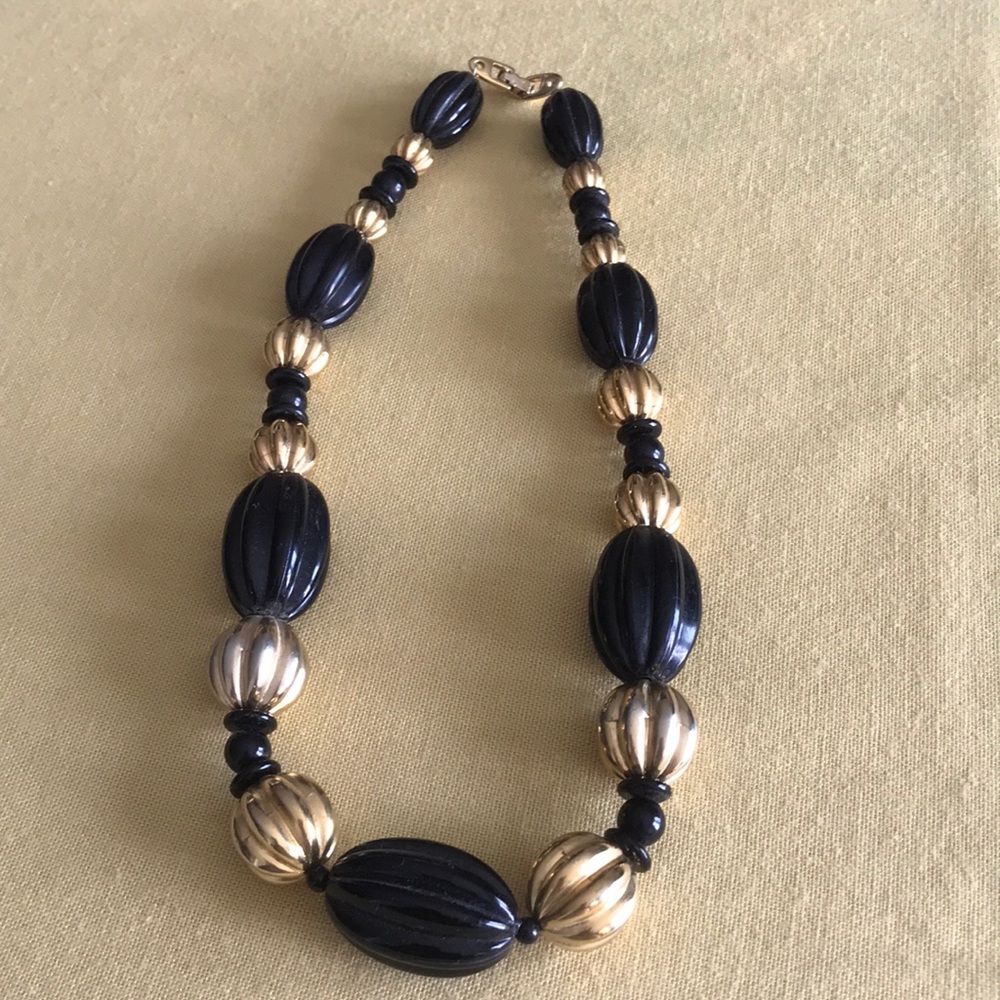 BLACK AND GOLD COLOR LARGE BEADED NECKLACE